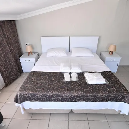 Hotel Nilhan *