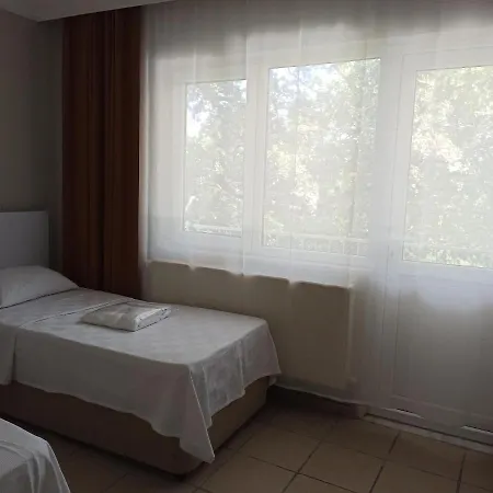 Nilhan Hotel *